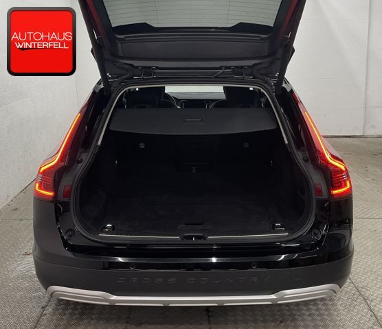 Volvo V90 Cross Country 2022