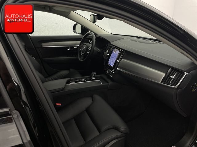 Volvo V90 Cross Country 2022