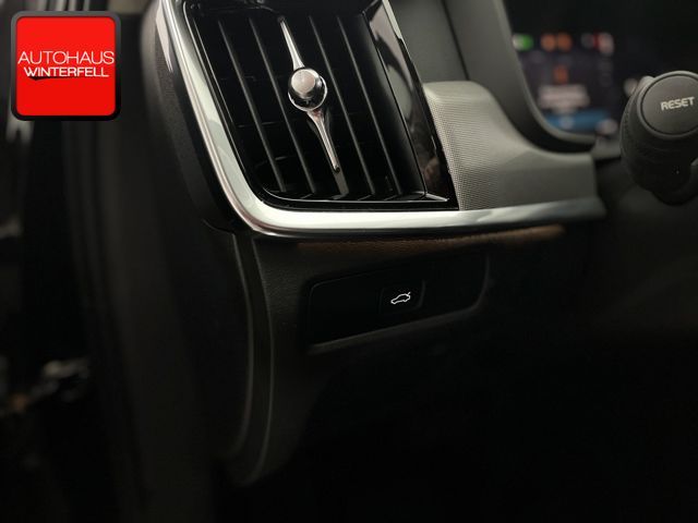 Volvo V90 Cross Country 2022