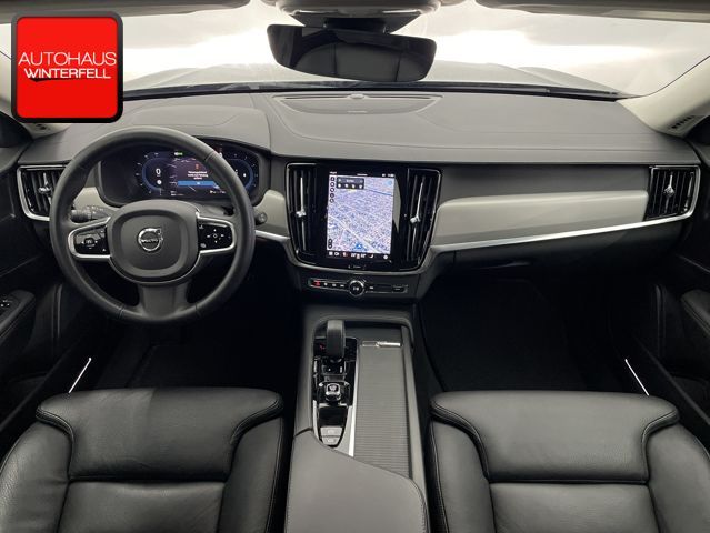 Volvo V90 Cross Country 2022