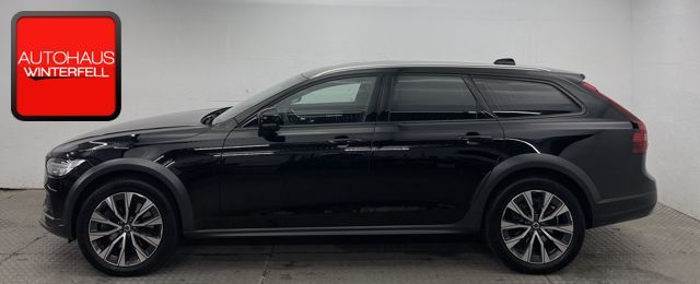 Volvo V90 Cross Country 2022