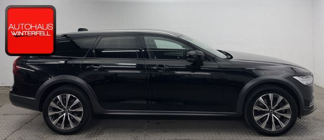 Volvo V90 Cross Country 2022