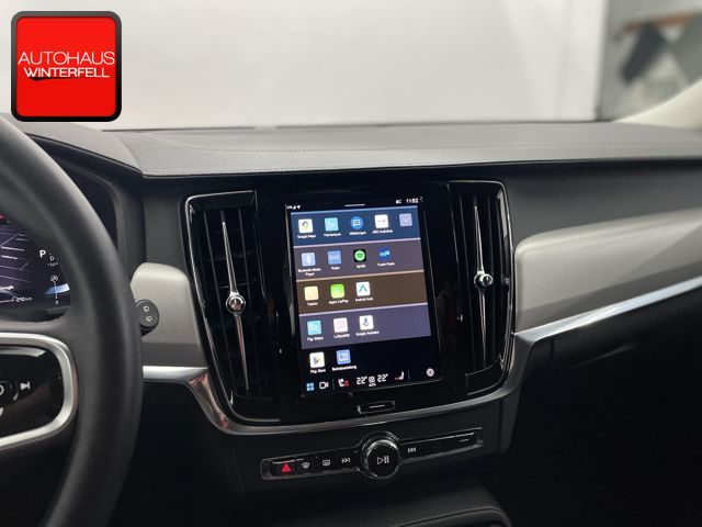 Volvo V90 Cross Country 2022