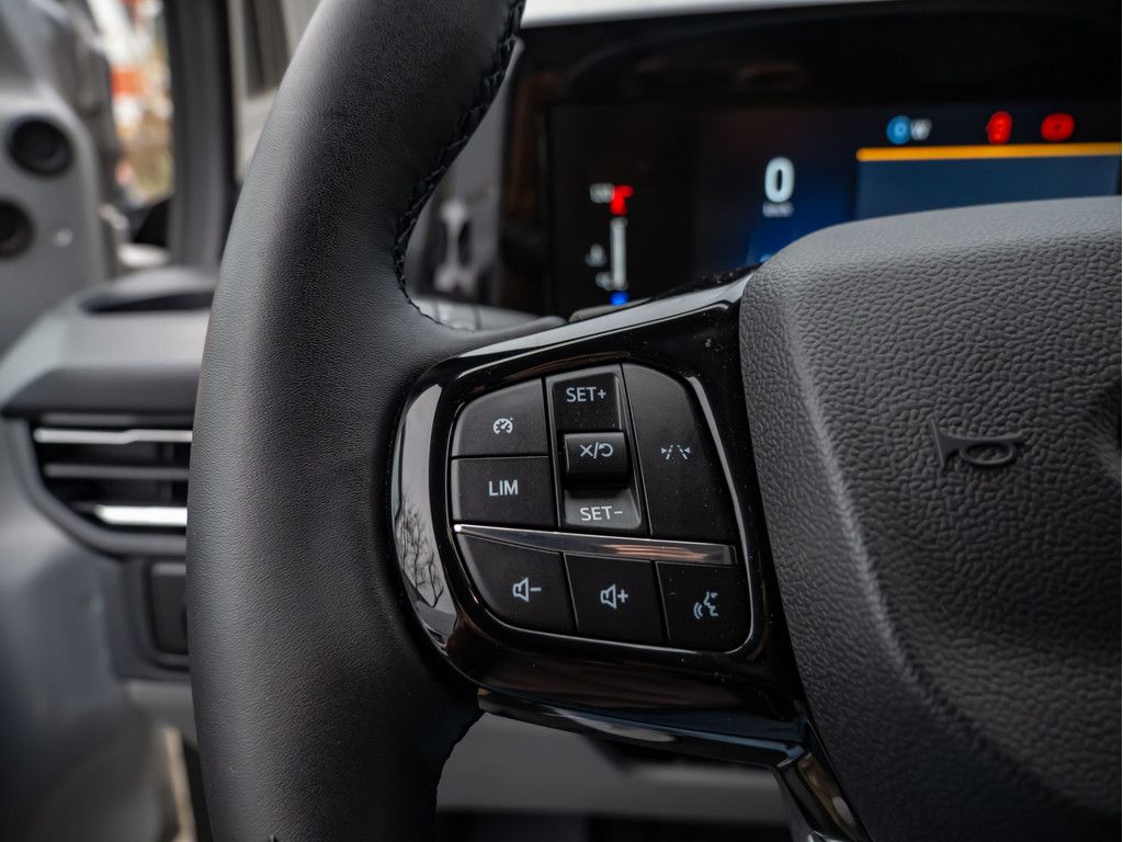 Ford Transit Custom 2025