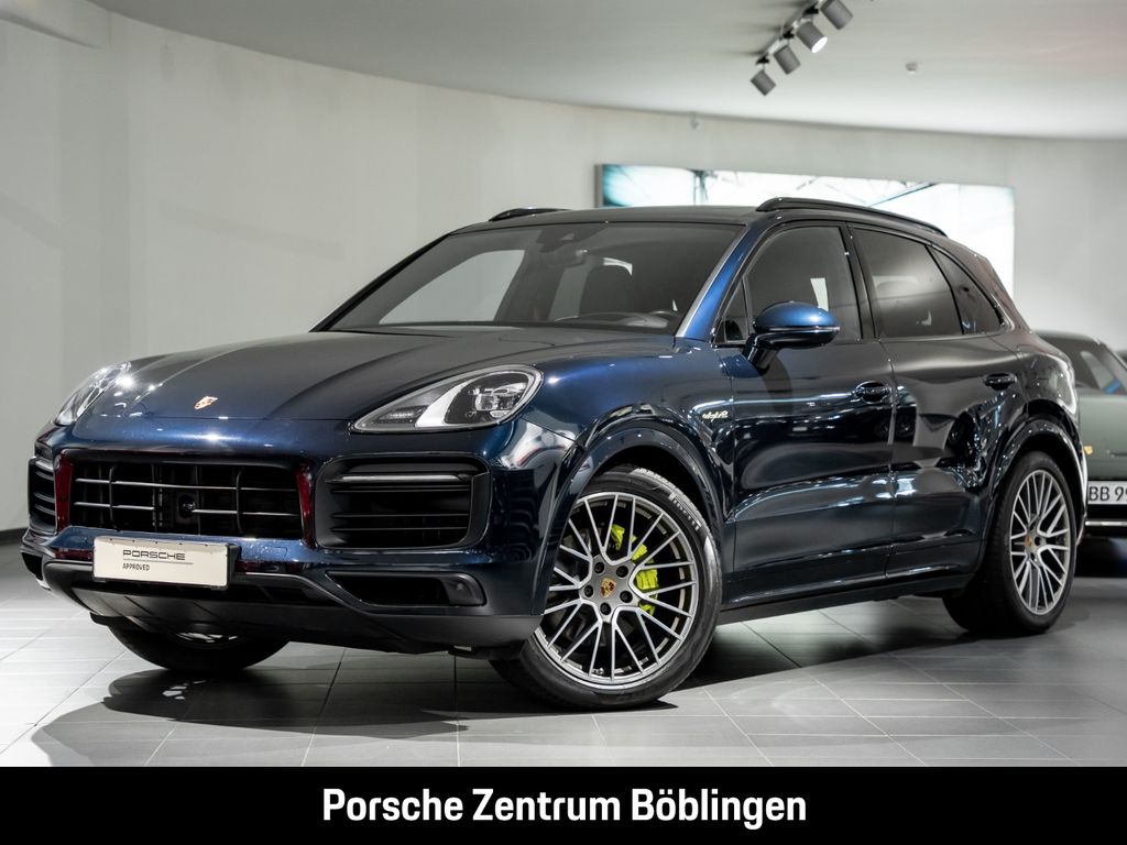 Porsche Cayenne 2022