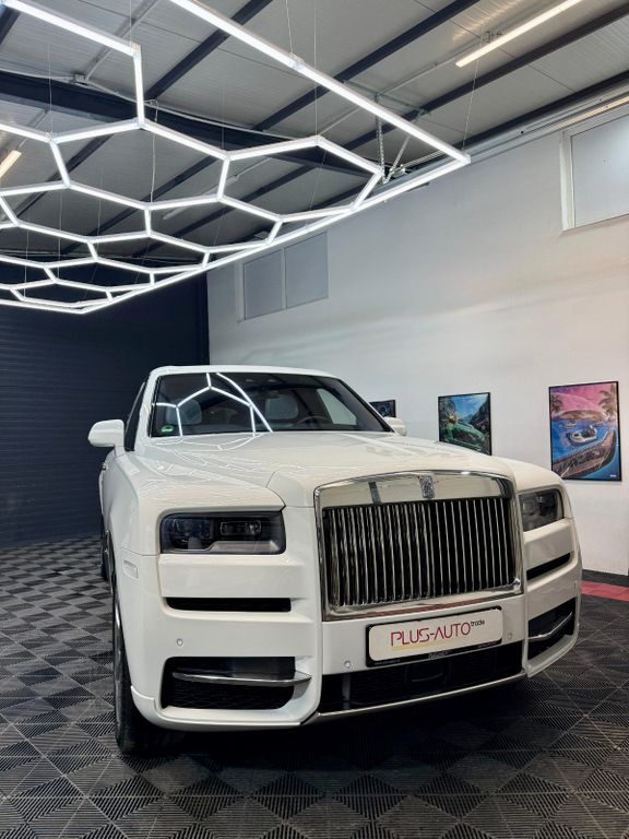 Rolls-Royce Cullinan 2023