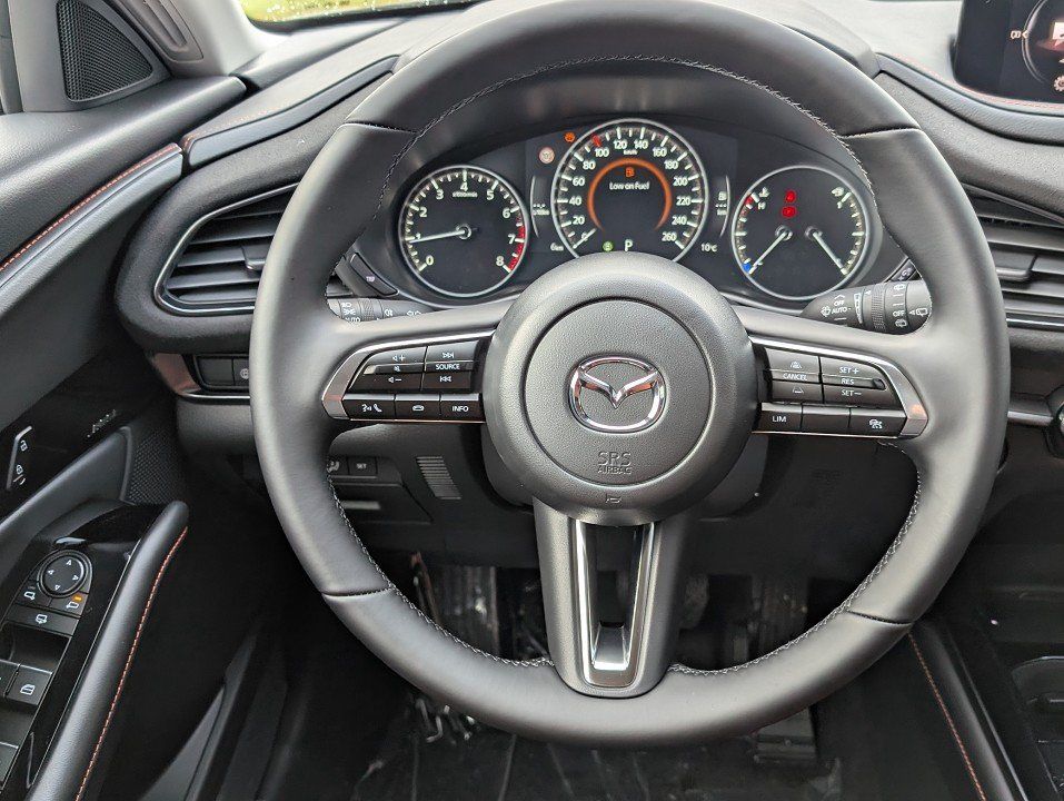 Mazda CX-30 2025