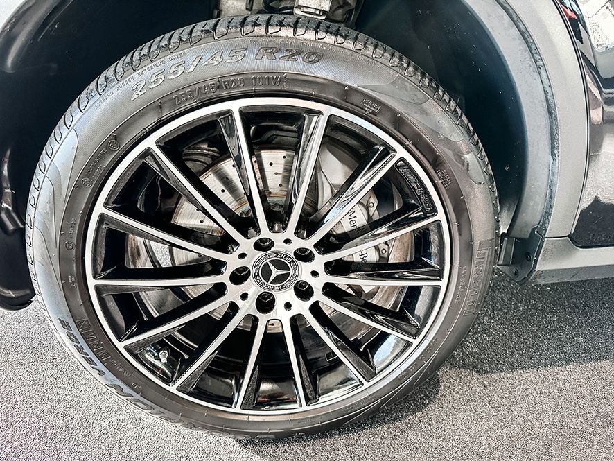 Mercedes-Benz GLC 300 2021