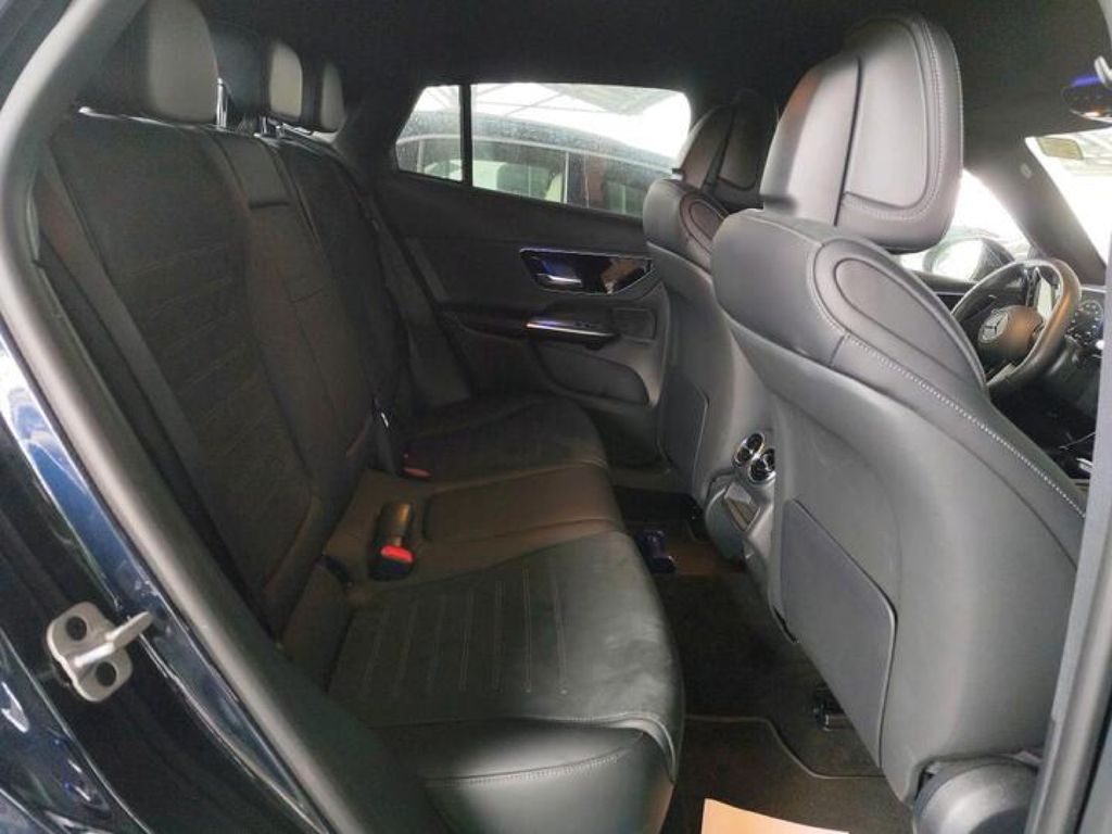 Mercedes-Benz GLC 300 2024