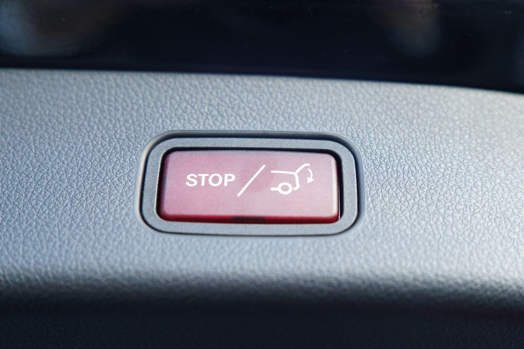 Mercedes-Benz GLC 200 2024