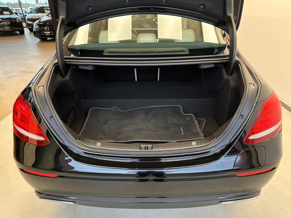 Mercedes-Benz E 300 2019