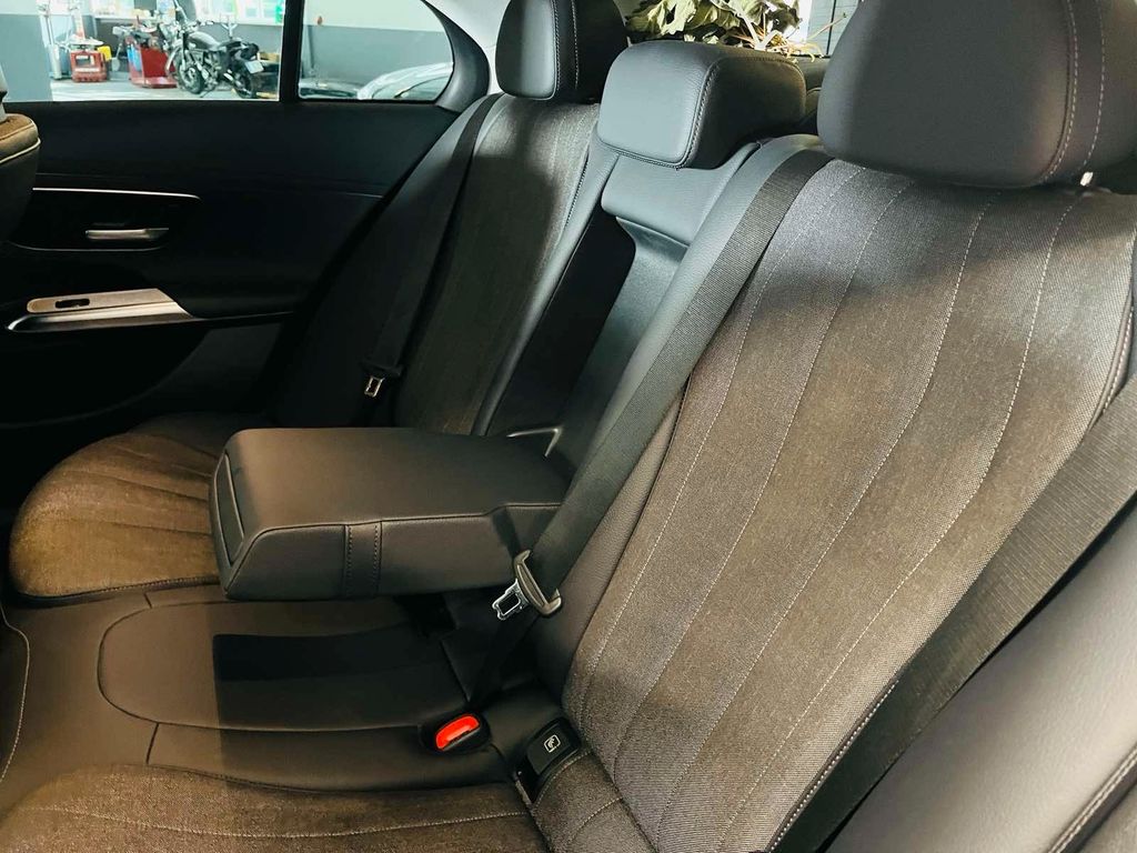 Mercedes-Benz E 300 2024