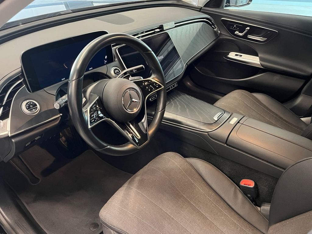 Mercedes-Benz E 300 2024