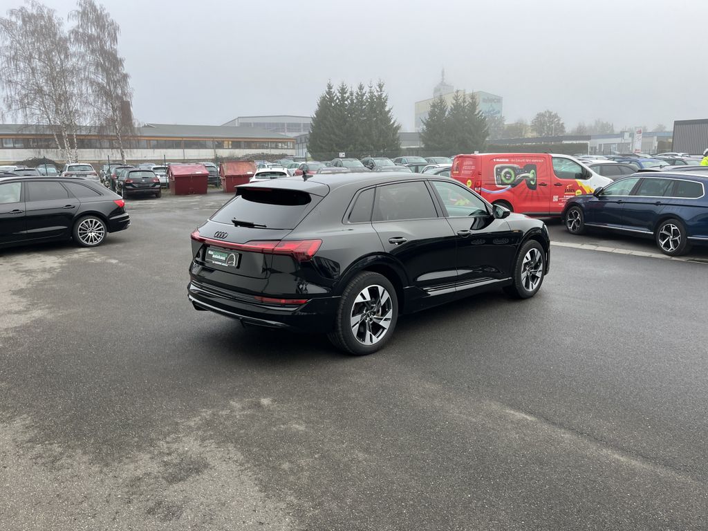 Audi e-tron 2022