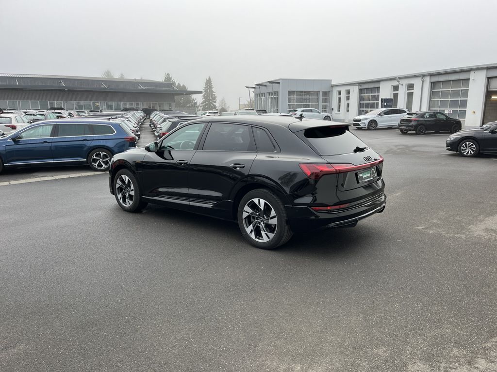 Audi e-tron 2022