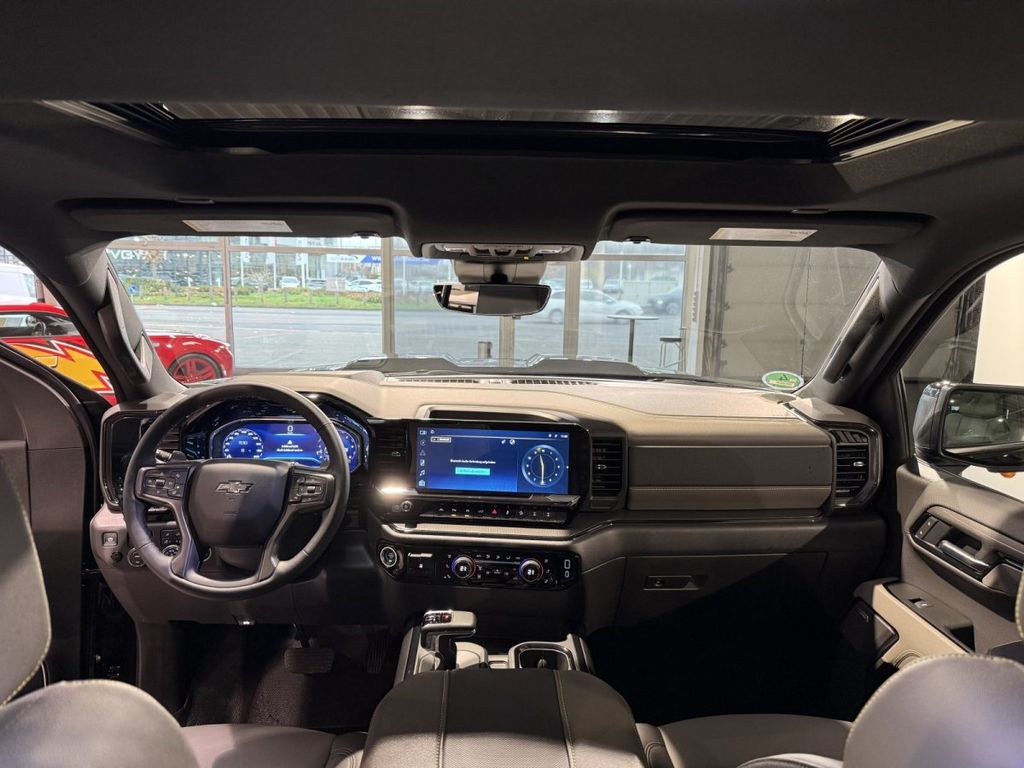 Chevrolet Silverado 2025