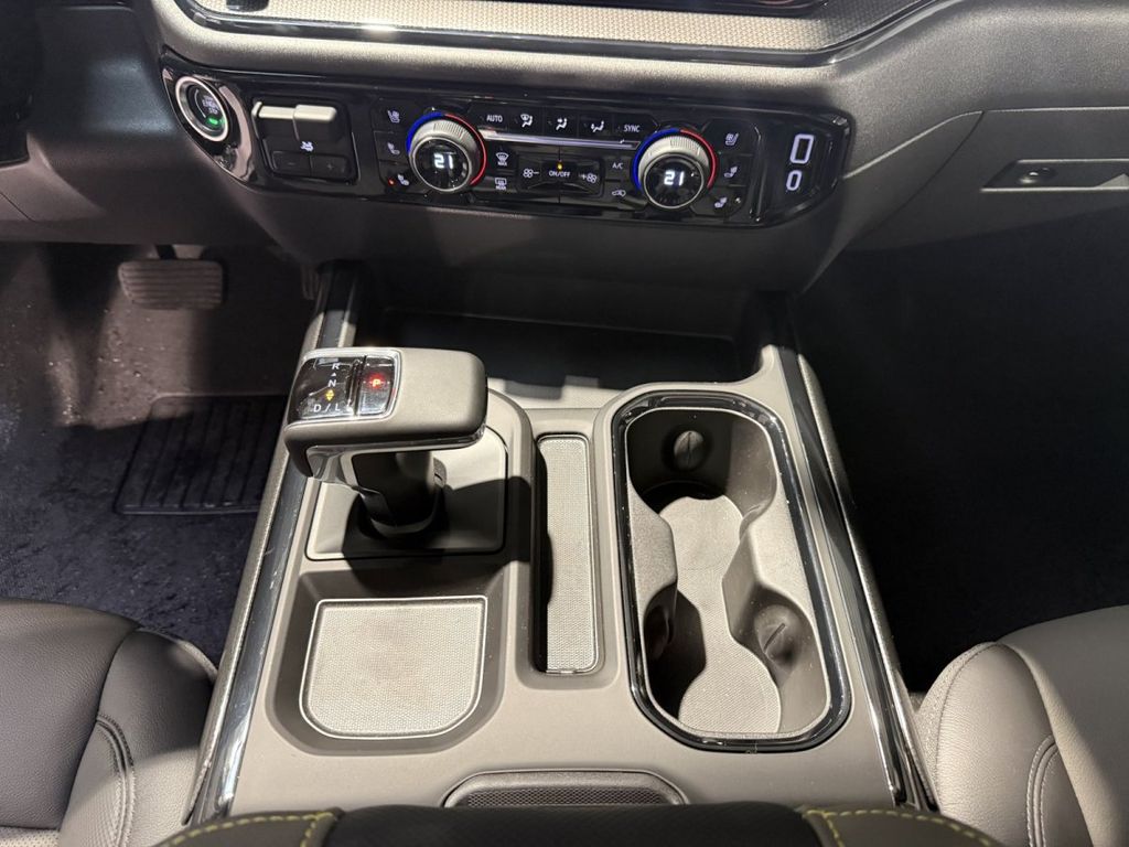 Chevrolet Silverado 2025