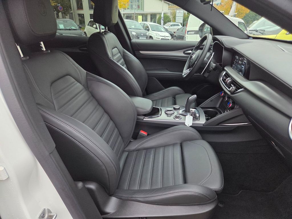 Alfa Romeo Stelvio 2024