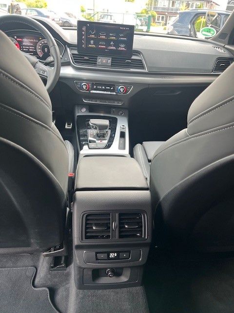 Audi SQ5 2023