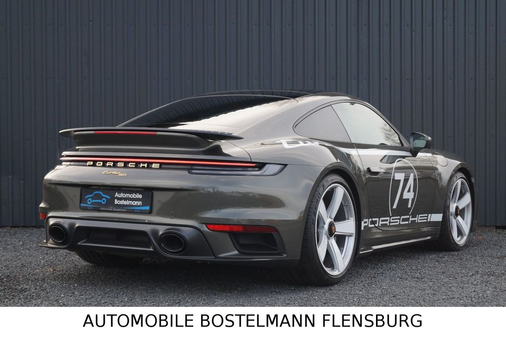 Porsche 992 2025