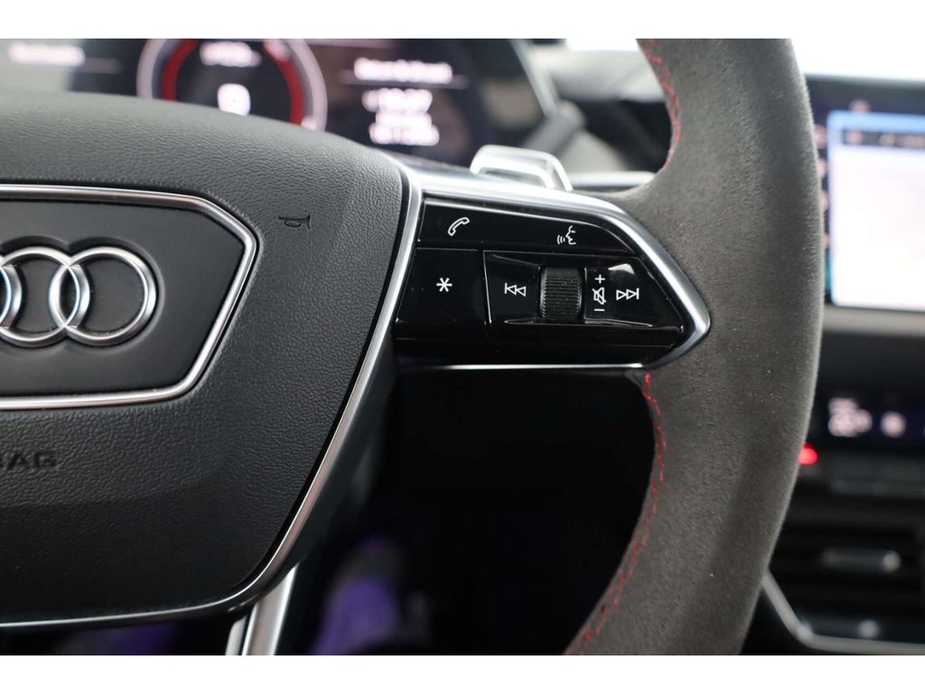 Audi RS e-tron GT 2021