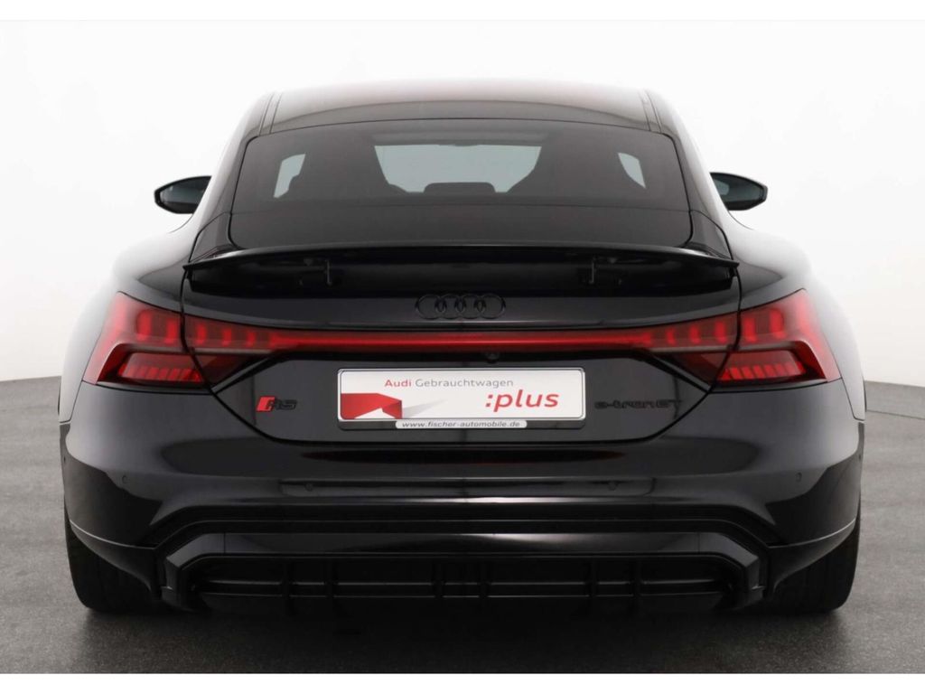 Audi RS e-tron GT 2021