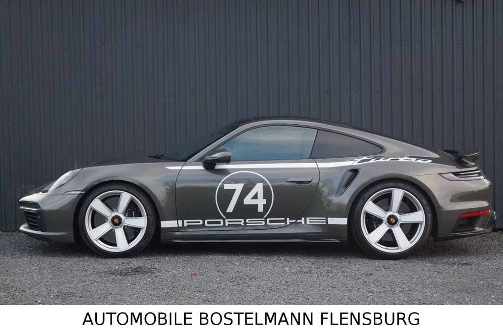 Porsche 992 2025