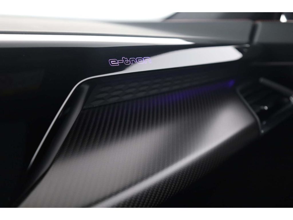 Audi RS e-tron GT 2021