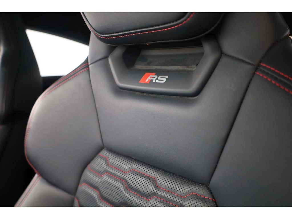 Audi RS e-tron GT 2021