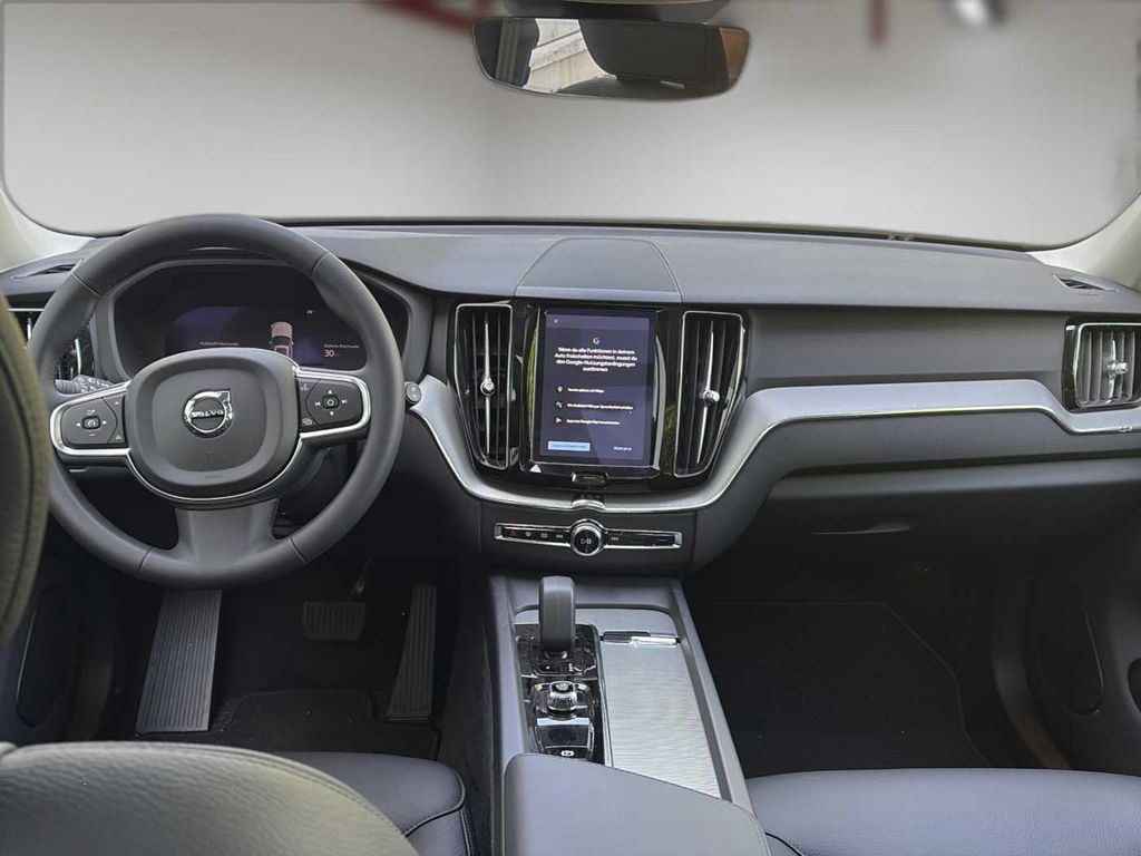Volvo XC60 2025