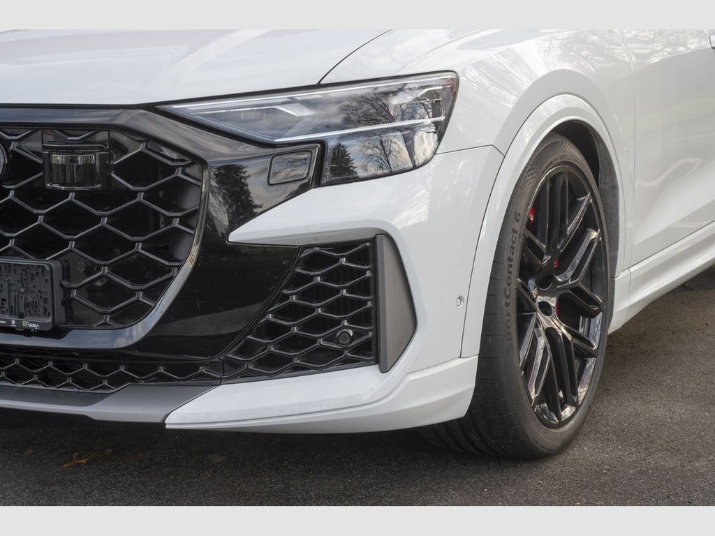 Audi RSQ8 2025