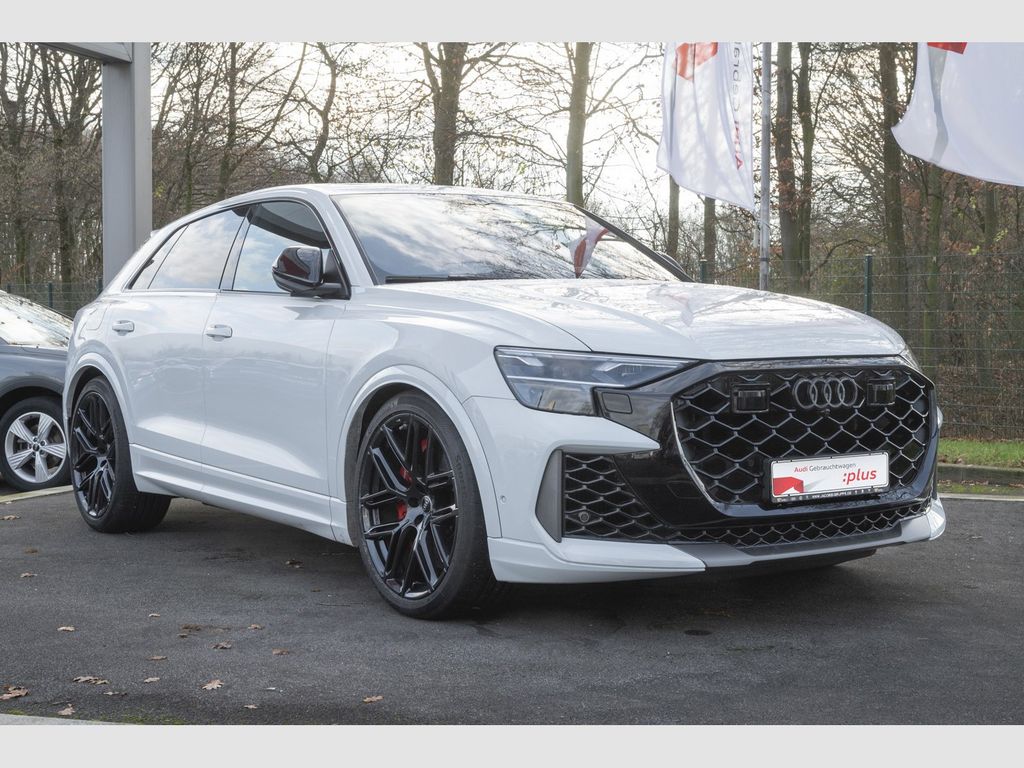 Audi RSQ8 2025
