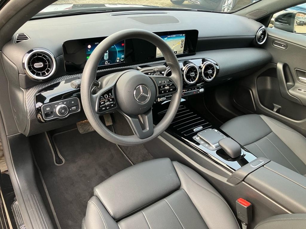Mercedes-Benz A 250 2021