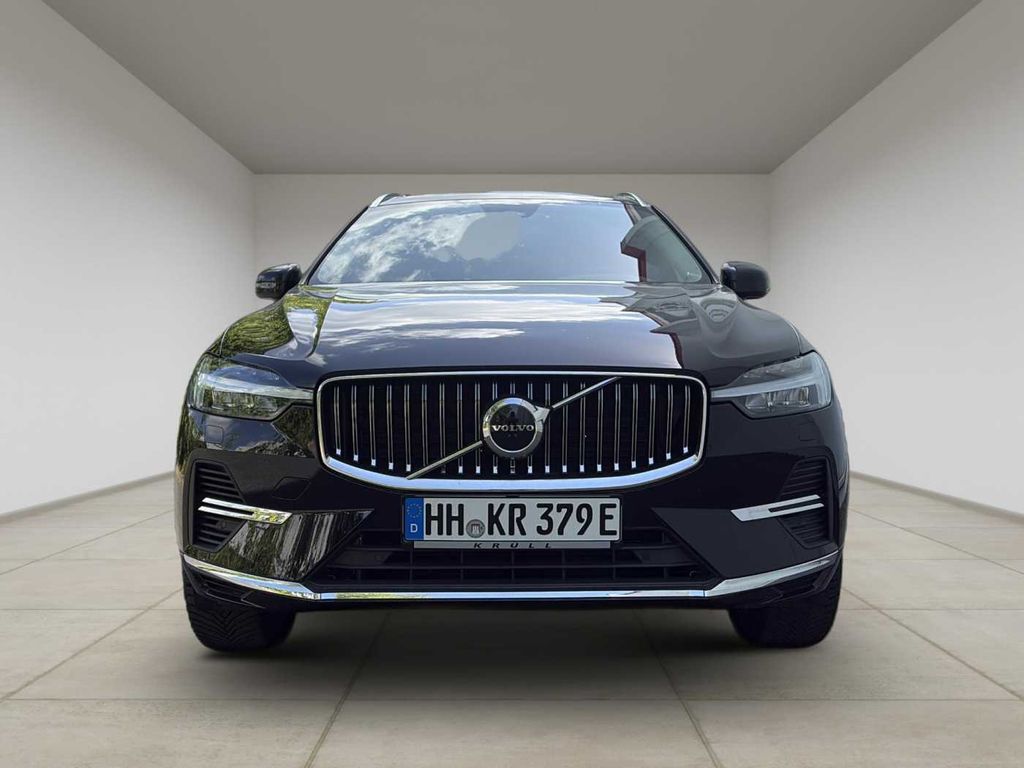 Volvo XC60 2025