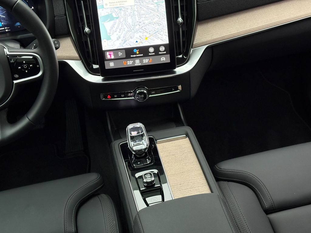 Volvo XC90 2025