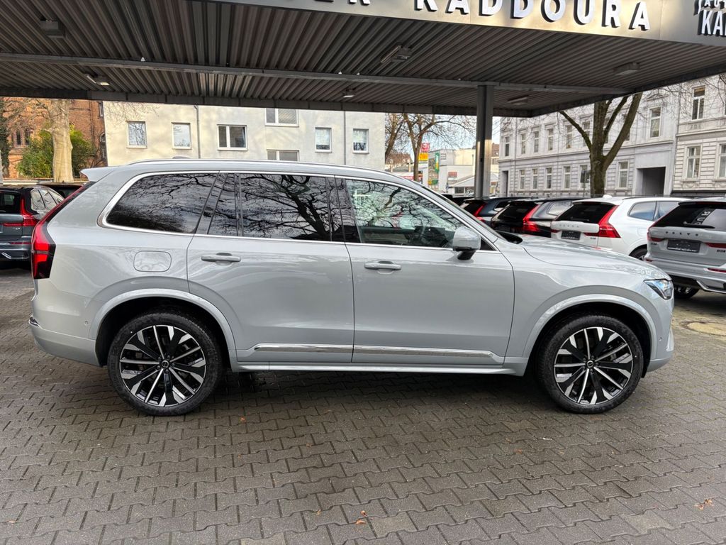 Volvo XC90 2025
