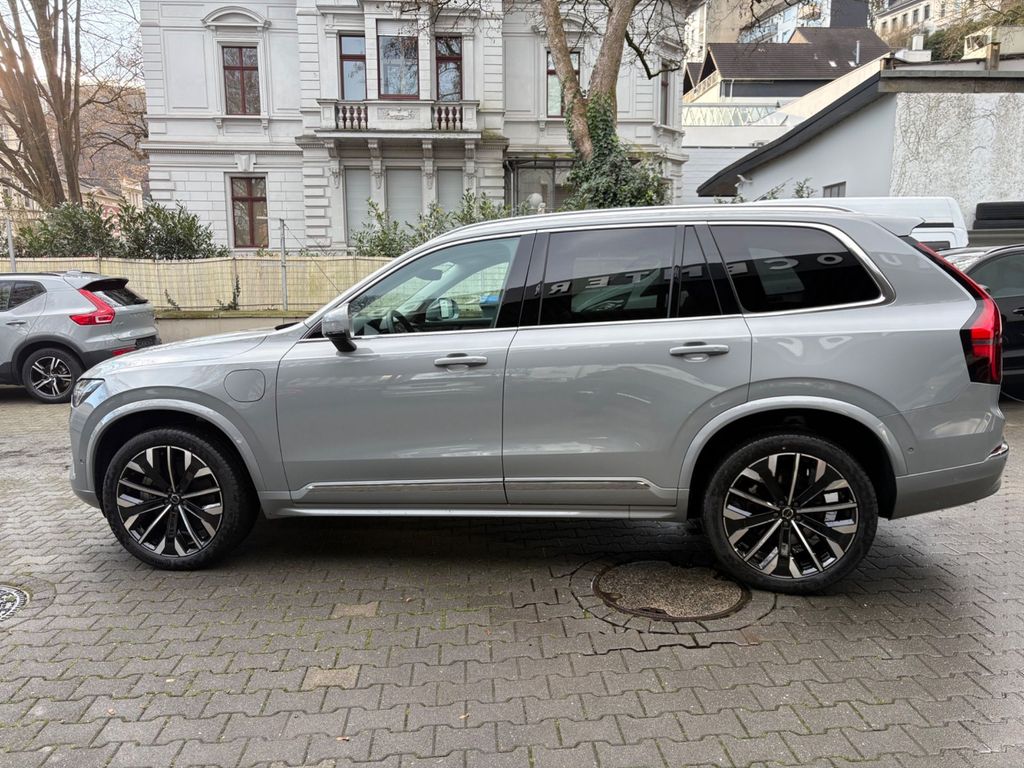 Volvo XC90 2025
