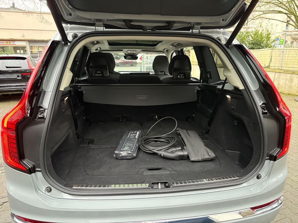Volvo XC90 2025