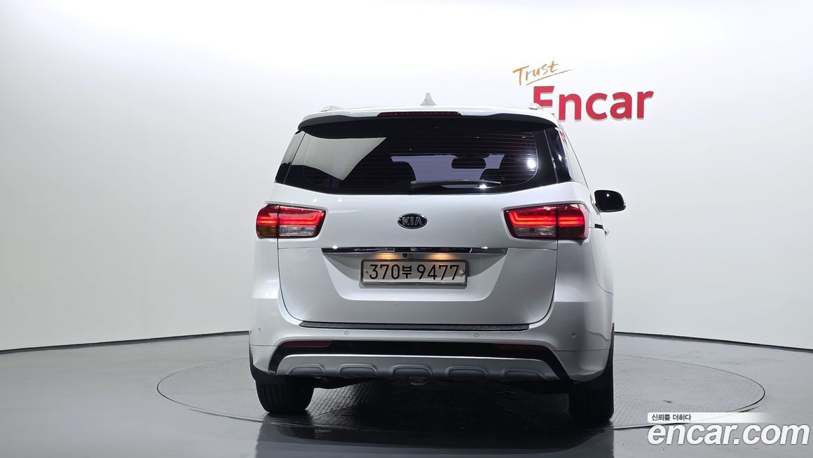Kia Canival 2018