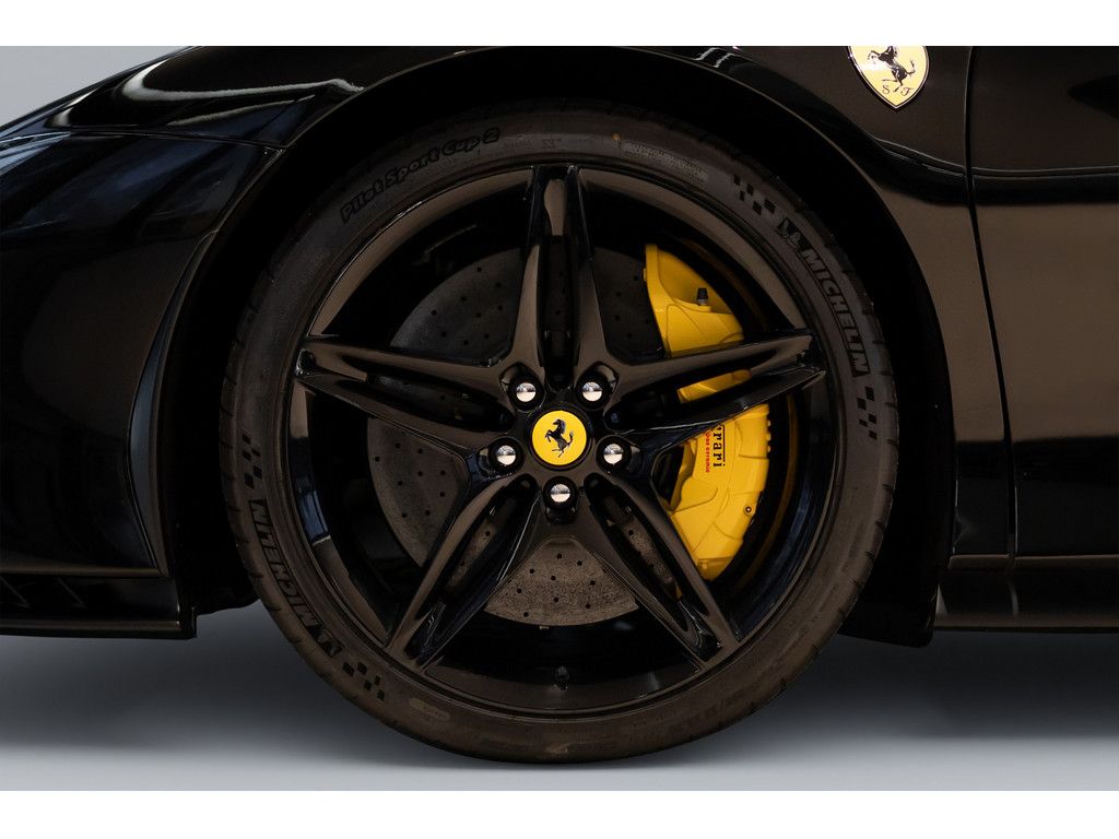 Ferrari SF90 2024