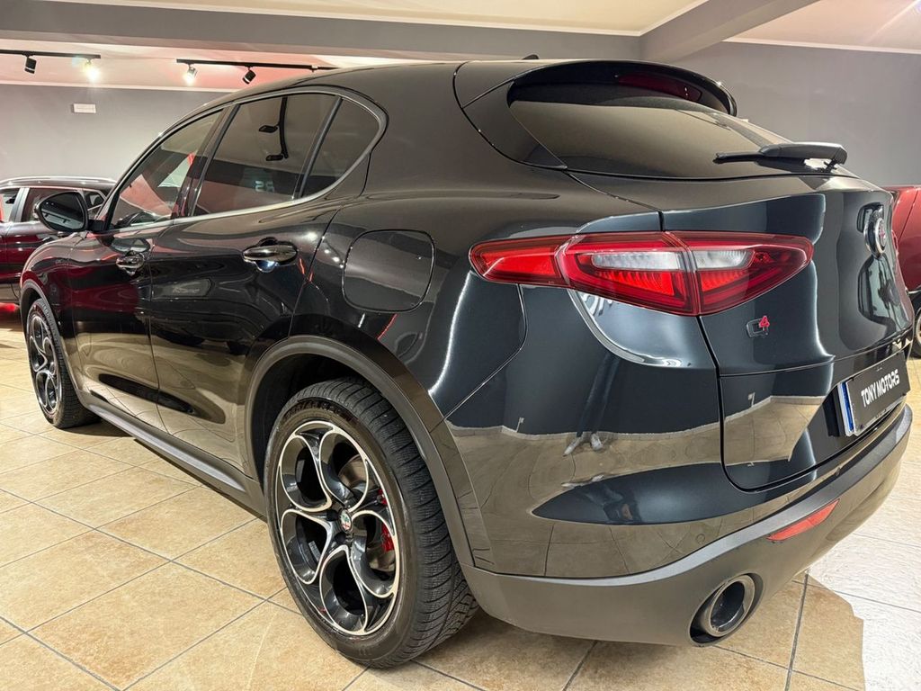 Alfa Romeo Stelvio 2020
