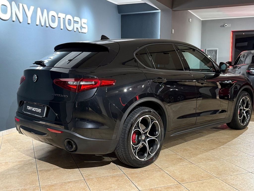 Alfa Romeo Stelvio 2020