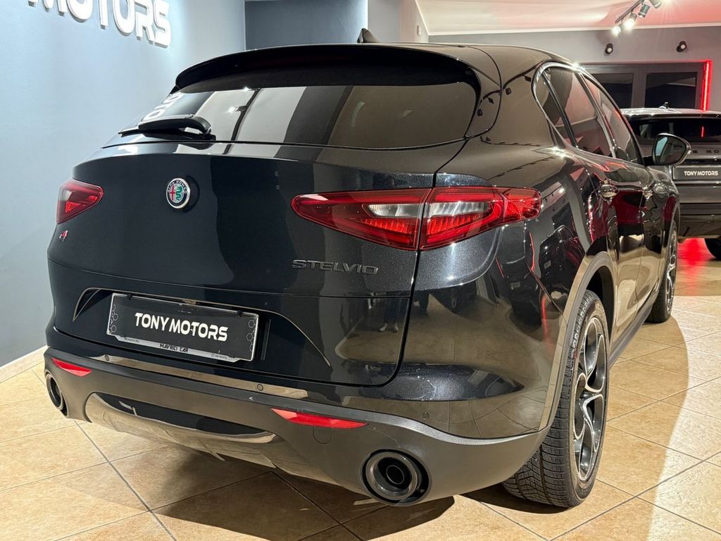 Alfa Romeo Stelvio 2020