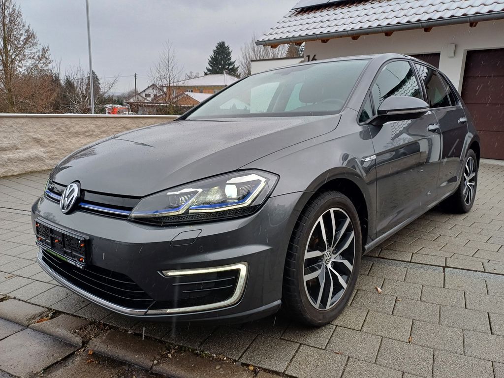 Volkswagen Golf 2020