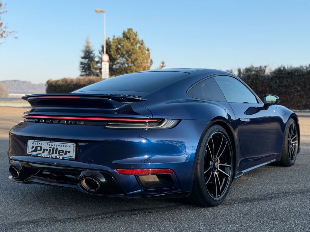 Porsche 992 2022