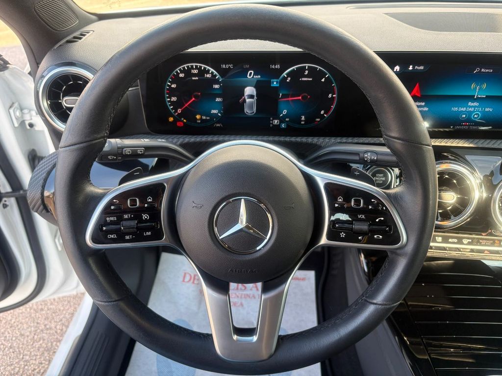 Mercedes-Benz A 180 2021