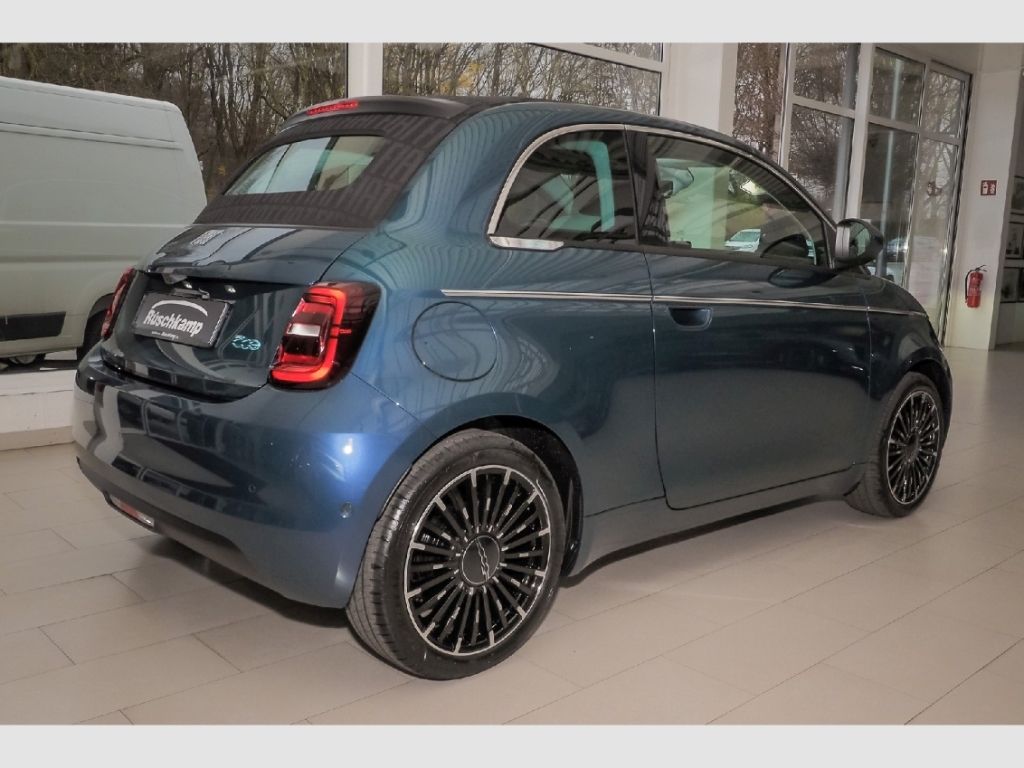Fiat 500e 2025