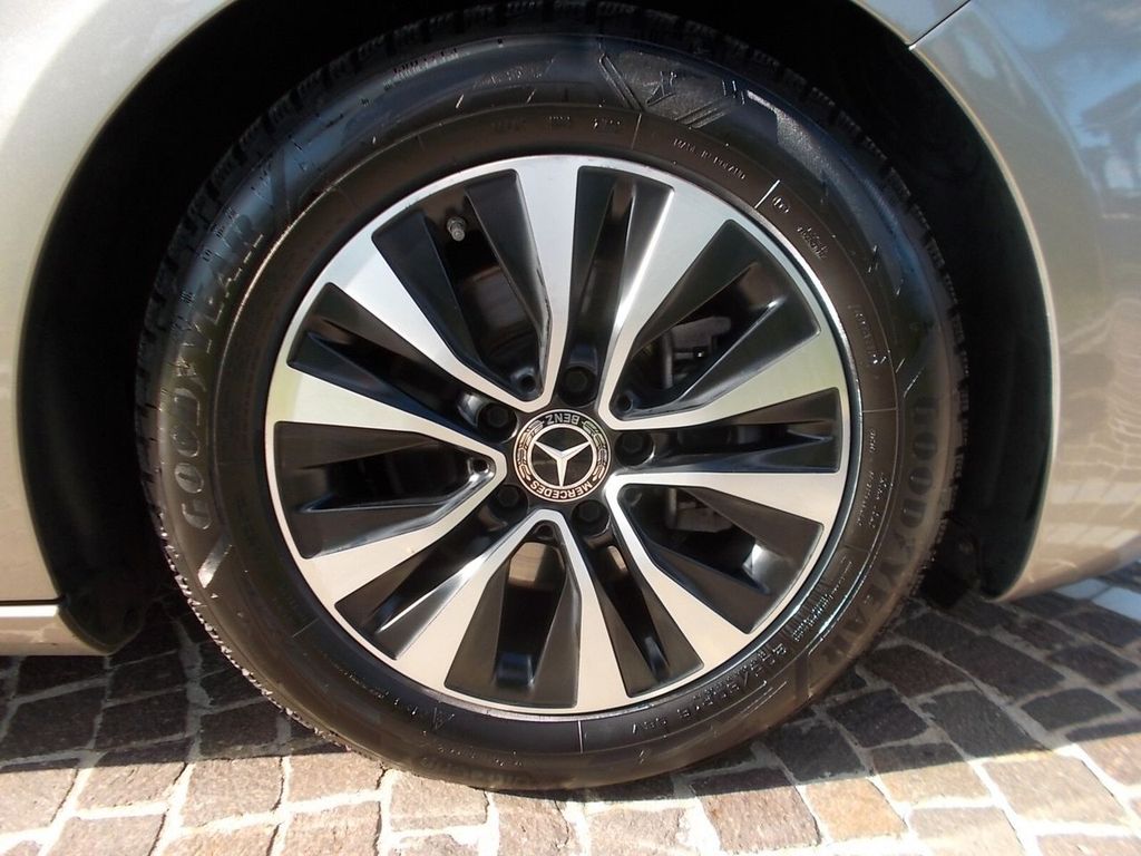 Mercedes-Benz A 180 2020