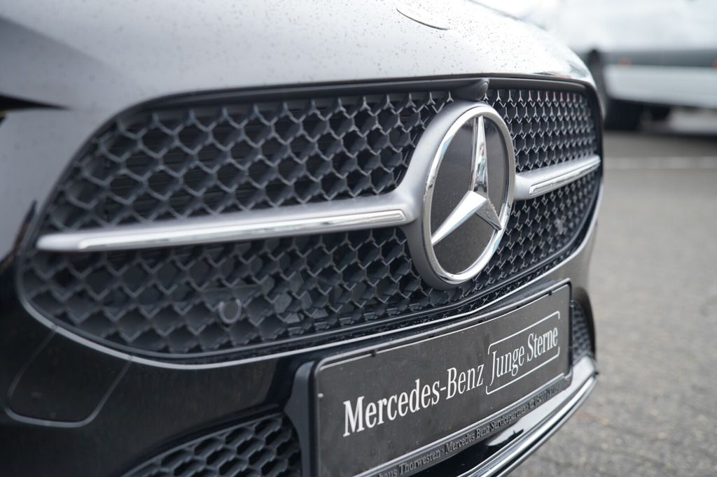 Mercedes-Benz A 180 2024