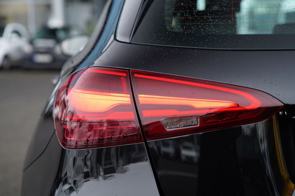 Mercedes-Benz A 180 2024